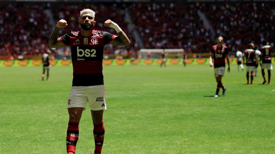 Gabigol comemorando gol do Flamengo sobre o Athletico-PR - UESLEI MARCELINO/REUTERS