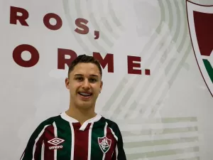 Jogador da base do Fluminense é levado à delegacia por suspeita de racismo