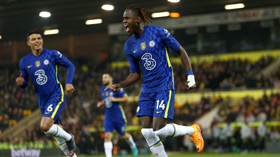 Trevoh Chalobah comemora gol do Chelsea sobre o Norwich pelo Inglês - Julian Finney/Getty Images