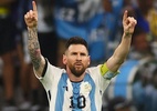 Messi, o melhor do mundo neste milênio, carrega Argentina à semifinal - Kai Pfaffenbach/Reuters