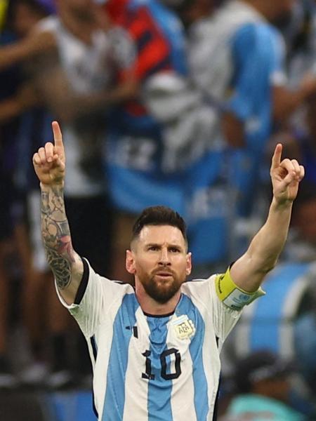Messi celebra gol contra Holanda, melhor futebolista do milênio é decisivo para classificar Argentina à semifinal - Kai Pfaffenbach/Reuters