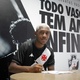 Joia da base do Vasco, Rayan assina primeiro contrato profissional