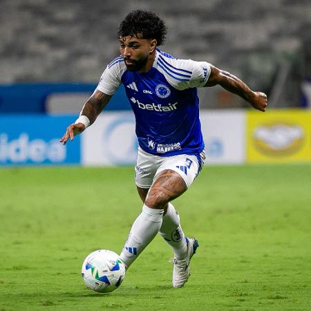 Gabigol em ação durante Cruzeiro x Palestino, duelo da Sul-Americana Gabigol em ação durante Cruzeiro x Palestino, duelo da Sul-Americana
