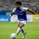Já eliminado da Sula, Cruzeiro vira com Gabigol herói em Mineirão vazio