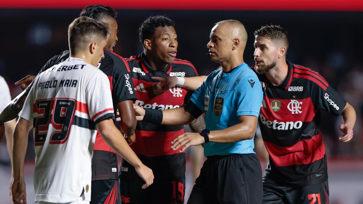 Flamengo segue Palmeiras e pode afundar São Paulo. Informações e palpites