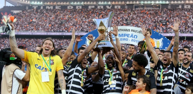 Campeões brasileiros, jogadores corintianos não aderiram a protesto contra presidente da CBF - REUTERS/Paulo Whitaker