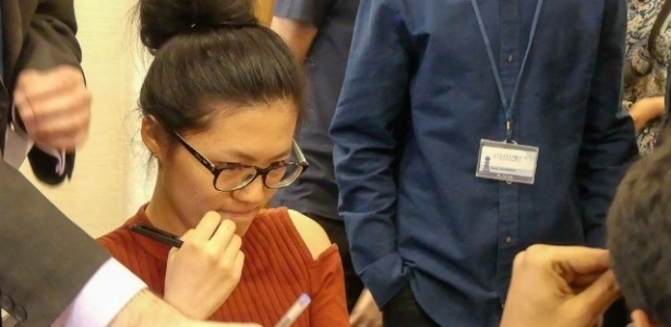 Hou Yifan é uma das três mulheres que já entraram no top 100 geral - Reprodução/Twitter