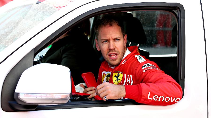 Vettel após bater o carro em Barcelona  - Charles Coates/Getty Images