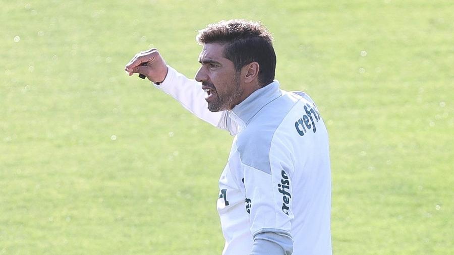 Abel Ferreira, técnico do Palmeiras, comanda treino na Academia de Futebol - Cesar Greco