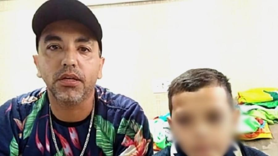 Moisés Nascimento, pai do garoto que foi hostilizado na Vila Belmiro, detalhou pânico vivido ao lado do filho - Reprodução/YouTube