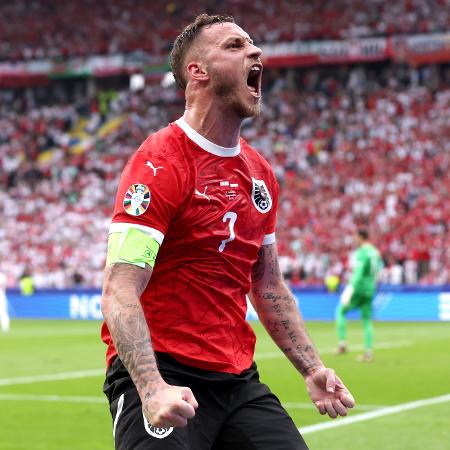 Marko Arnautovic comemora gol da Áustria diante da Polônia na Eurocopa - Alex Livesey/Getty Images