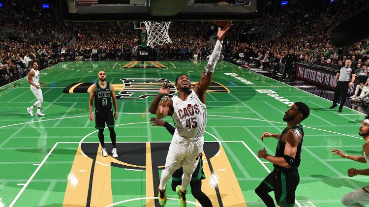 Partida da NBA Cup entre Boston Celtics e Cleveland Cavaliers