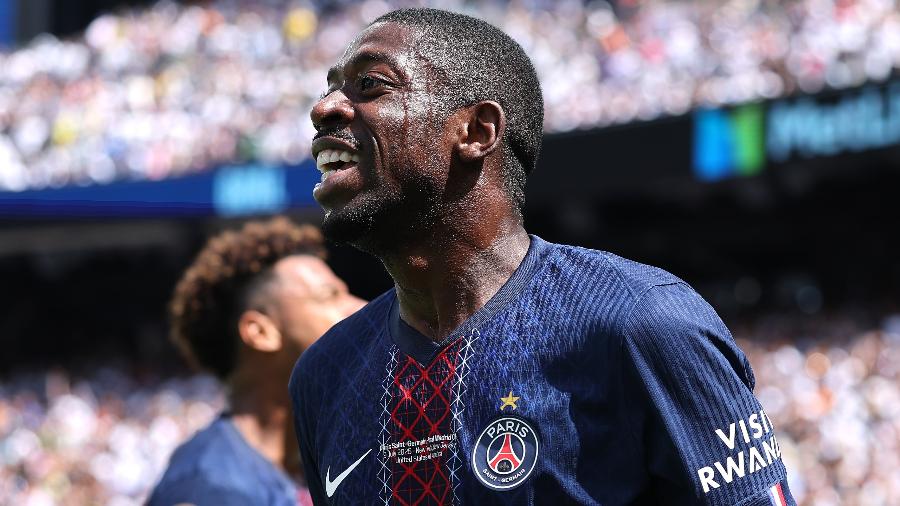 Dembélé comemora gol marcado pelo PSG contra o Real Madrid no Mundial