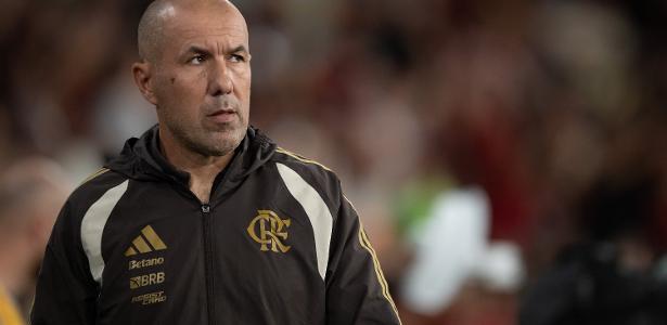 'Flamengo não é só 11': Jardim põe elenco à prova em sequência decisiva
