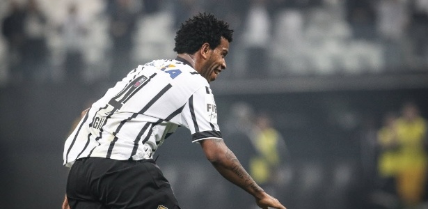Zagueiro pediu atenção do Corinthians nos próximos jogos do Campeonato Brasileiro - Ricardo Nogueira/Folhapress