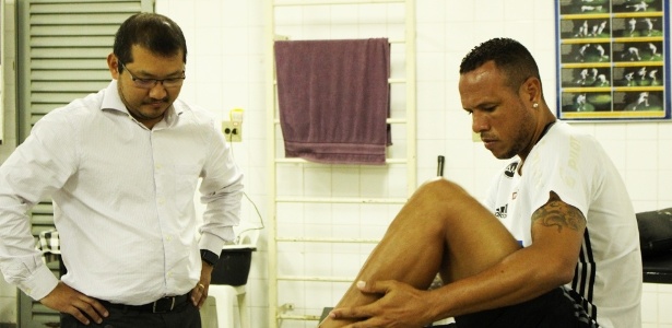 Luis Fabiano se recupera na Ponte desde abril por conta de uma lesão no joelho - Divulgação/Ponte Preta