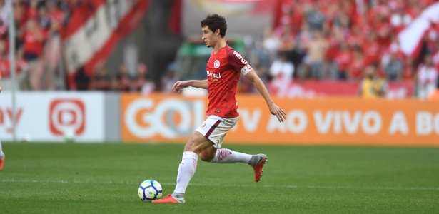 Rodrigo Dourado, volante do Inter, elogiou a regularidade do Palmeiras no Brasileiro - Ricardo Duarte/Inter