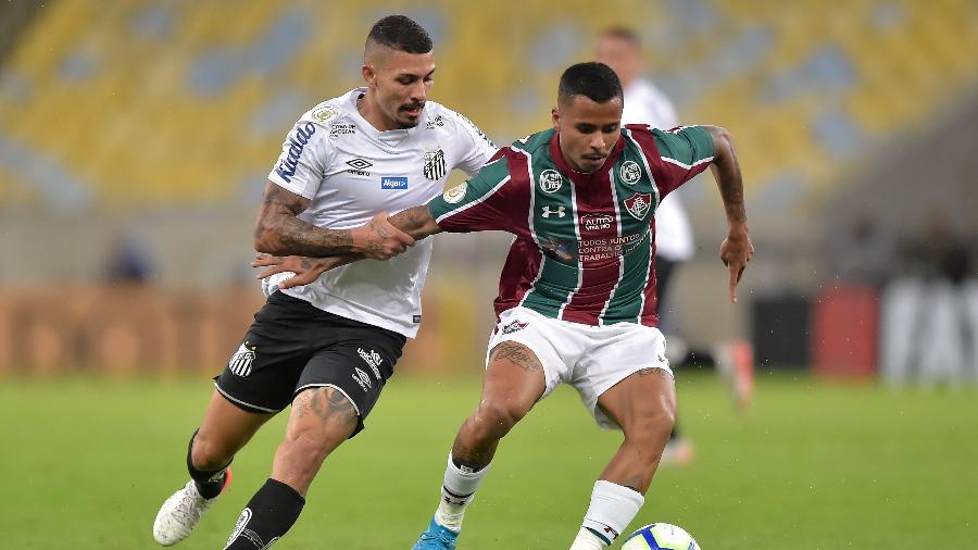 Fluminense e Santos se enfrentam no Maracanã pela 19ª rodada do Campeonato Brasileiro - Thiago Ribeiro/AGIF