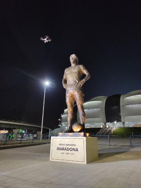 Estátua de Maradona - Reprodução/Twitter