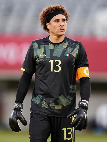 Guillermo Ochoa durante partida do México contra a França nas Olimpíadas de Tóquio - Berengui/DeFodi Images via Getty Images