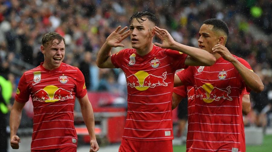 Red Bull Salzburg é o time que mais comete faltas na Champions - Getty Images