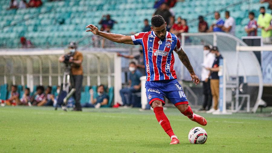 Bahia não abandonará o uniforme tricolor se for vendido para o City Group - Renan Oliveira/AGIF