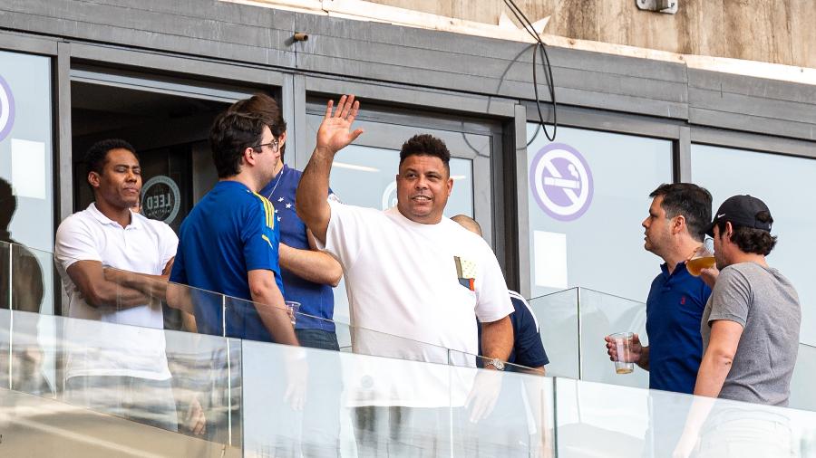 Ronaldo foi ao Mineirão para acompanhar Cruzeiro x Criciúma, pela Série B - Alessandra Torres/AGIF