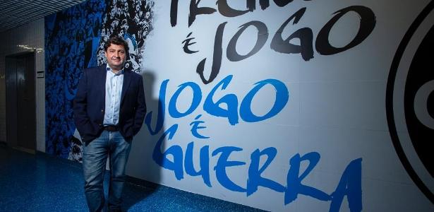 Presidente do Grêmio sugere paralisação do Brasileirão e pede empatia