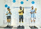 Estátua de Messi é colocada ao lado das de Pelé e Maradona em museu - Divulgação/Conmebol