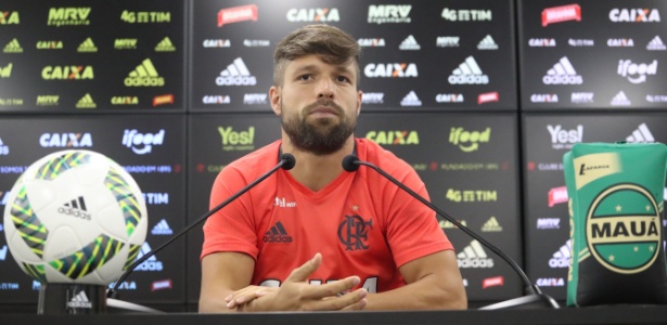 Diego foi autuado na Lei Seca após se recusar a realizar o teste do bafômetro - Gilvan de Souza/ Flamengo
