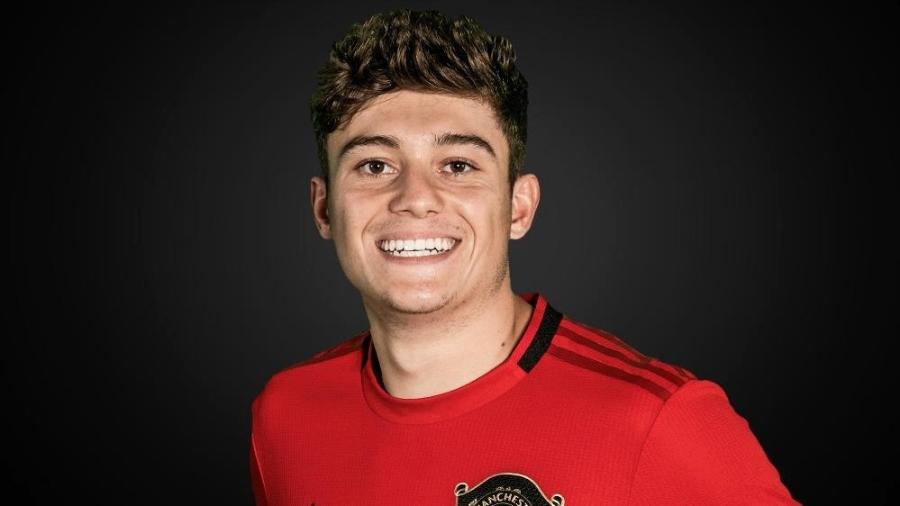 Daniel James é alvo do Leeds no mercado da bola - Divulgação/Site oficial do Manchester United