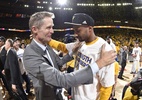 Leandrinho se aposenta e topa convite para ser auxiliar dos Warriors na NBA - Andrew D. Bernstein/NBAE/Getty Images