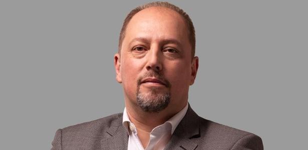 Presidente do Inter critica escala de árbitros para partida contra o Palmeiras.
