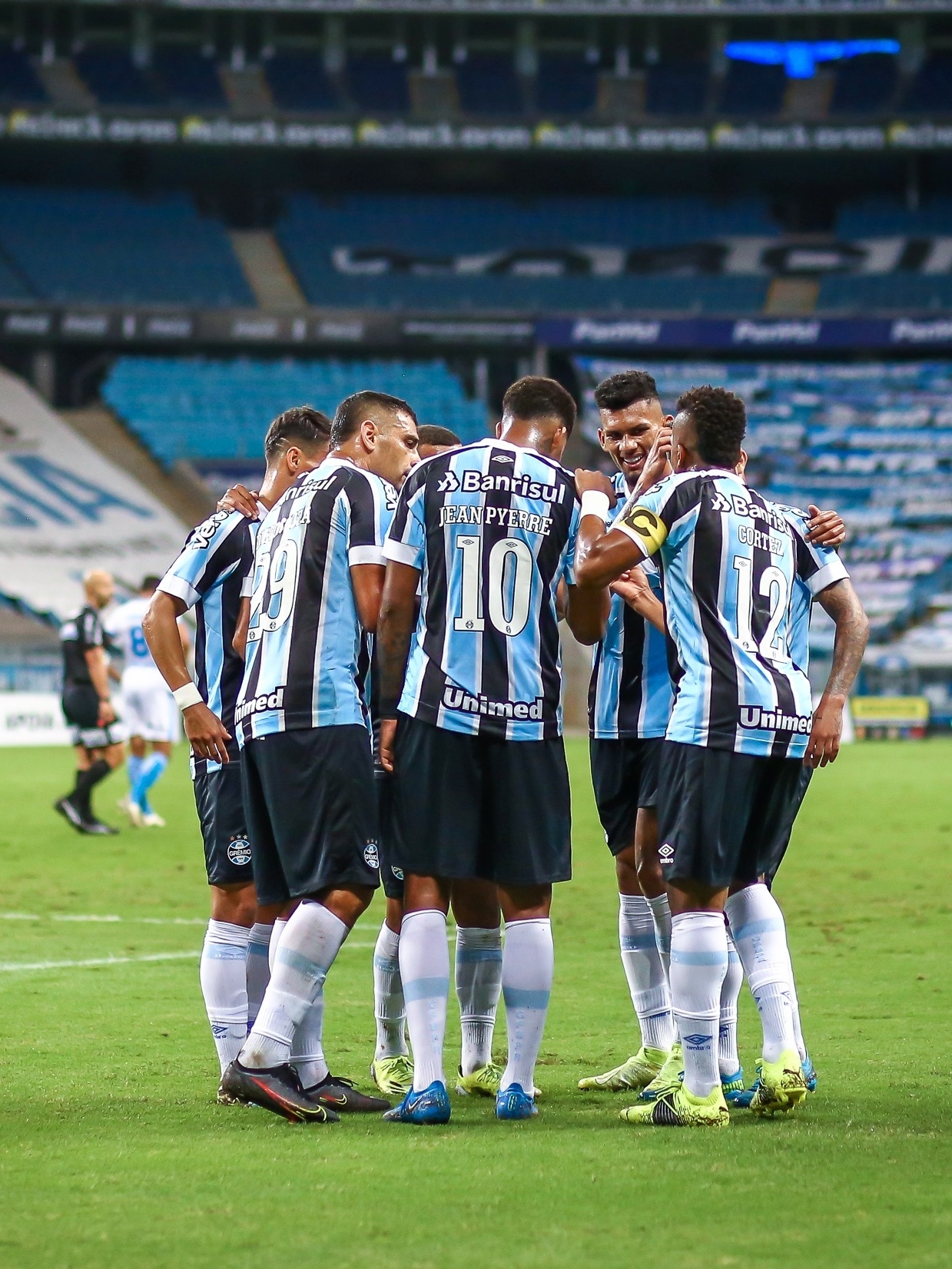 Galo pega Nacional-COL; Cruzeiro x Grêmio pode acontecer nas