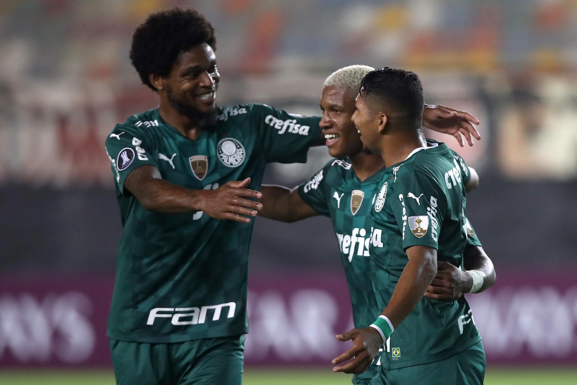 Palmeiras x Universitario ao vivo: onde assistir, horário e escalação