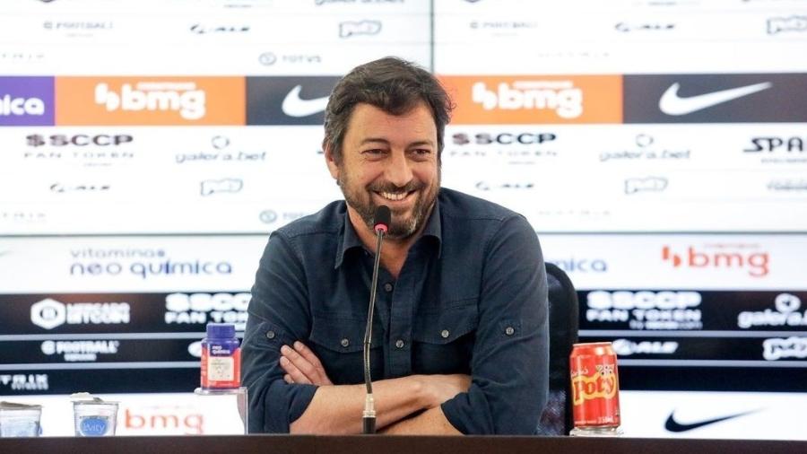 Duílio Monteiro Alves, presidente do Corinthians, durante entrevista coletiva no CT Joaquim Grava em janeiro - Rodrigo Coca/Ag. Corinthians