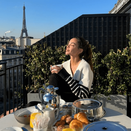 Joana Sanz, esposa de Daniel Alves, viajou para Paris - Reprodução/Instagram