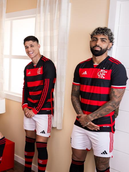Flamengo com a nova camisa 1