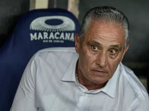 O que Tite diz de vaia da torcida do Flamengo a Pedro em disputa  com Gabi
