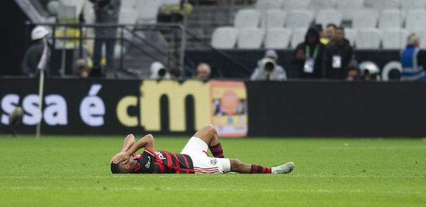 De la Cruz jogou 90 minutos três vezes pós-Copa América e preocupa Flamengo.