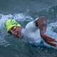 Ana Marcela Cunha bate recorde sul-americano em travessia de 43km do Canal da Mancha