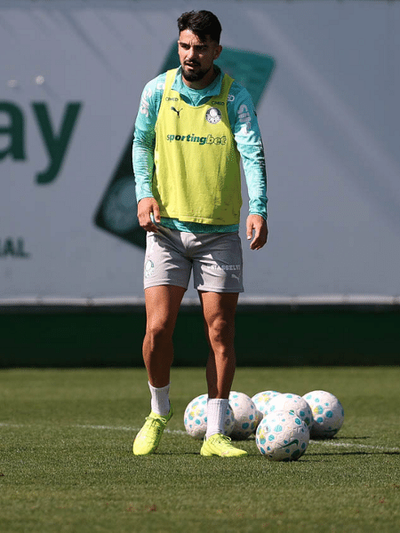 Alvo do Spartak Moscou, Flaco López se reapresentou ao Palmeiras após férias