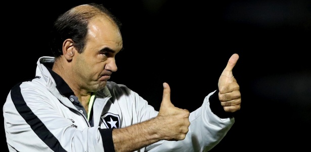 O técnico Ricardo Gomes durante jogo do Botafogo - Foto:Vitor Silva/SSPress/Botafogo