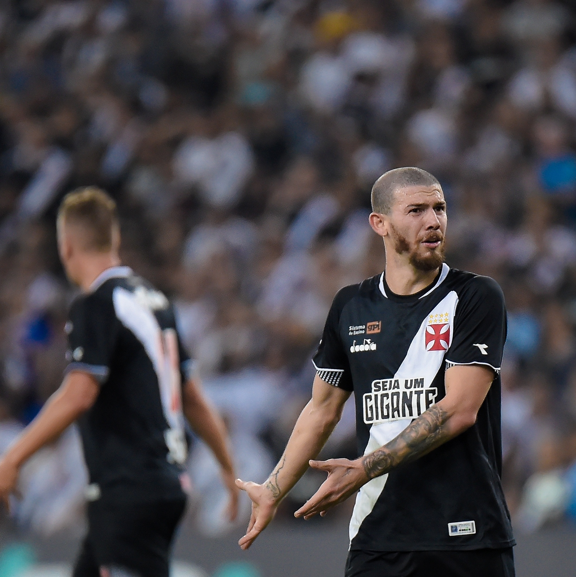 Santos x Vasco: jogadores iniciam confusão após provocação de Soteldo