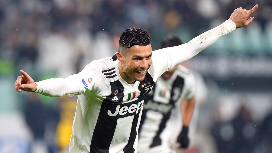 Cristiano Ronaldo abre o placar para a Juventus contra o Parma - Massimo Pinca/Reuters