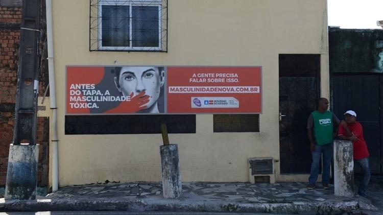 Outdoor - Reprodução/Facebook - Reprodução/Facebook