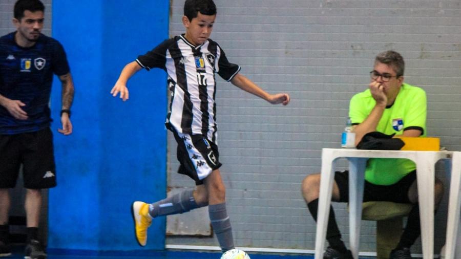 Jair Ventura Neto, neto de Jairizinho, atua no futsal do Botafogo - Arquivo Pessoal