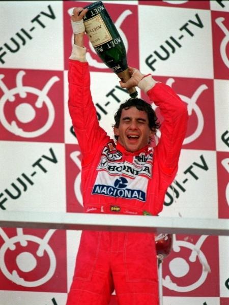 Senna comemora o título mundial de F1 em 1991  
