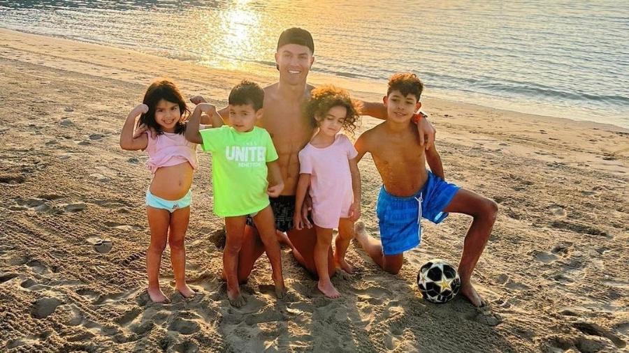 Cristiano Ronaldo aproveita férias com os filhos em Dubai - Arquivo pessoal/Instagram