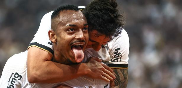 Raul Gustavo retoma posição de titular no Corinthians após longo período ausente.